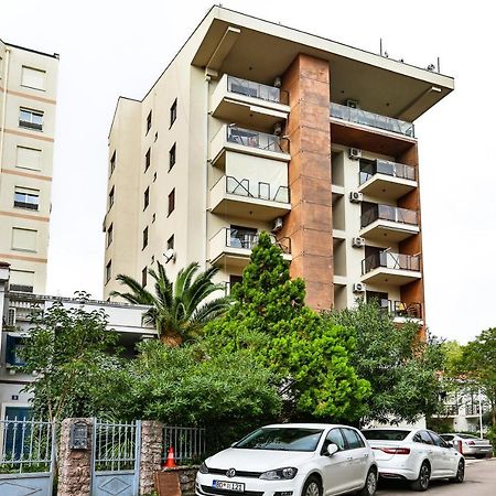 City Montesun Apartments Budva Exteriör bild